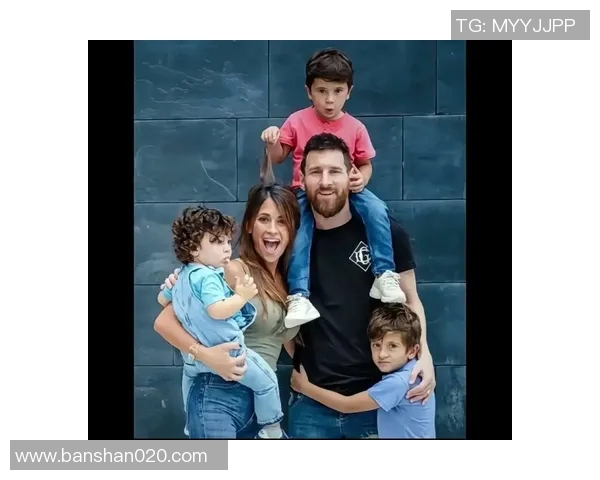 情侣头像中的足球明星7号魅力展现与浪漫情怀的完美结合