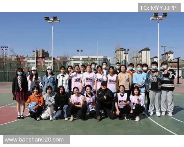 全明星篮球礼仪小姐展现风采助力赛事魅力与激情的完美结合
